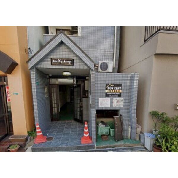 プリティハウスST 建物画像