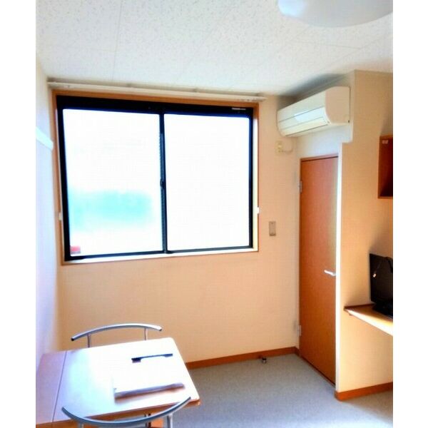 レオパレスKOYAMA TH 室内写真8