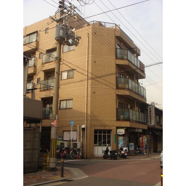 ロイヤルシャトー雅 建物画像