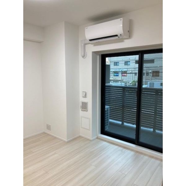 S-RESIDENCE綾瀬rivie 室内写真1