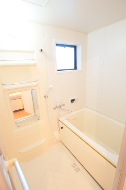 タウン・ハピネスＡ 室内写真5