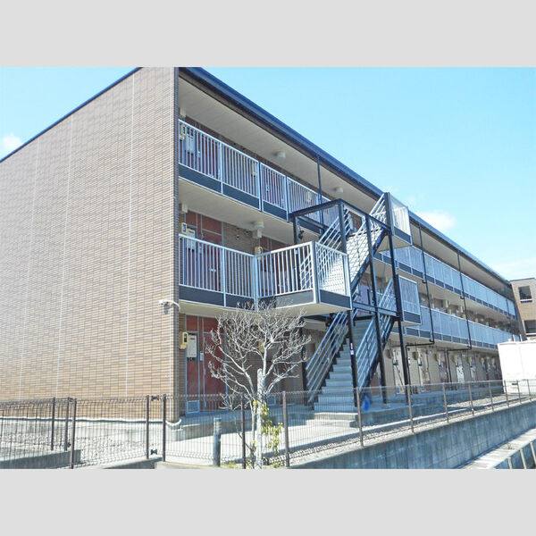 レオパレス柿の木 建物画像