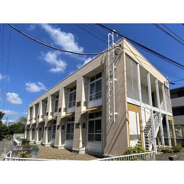レオパレスシャルム 建物画像