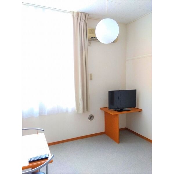 レオパレスサンフラワー 室内写真7