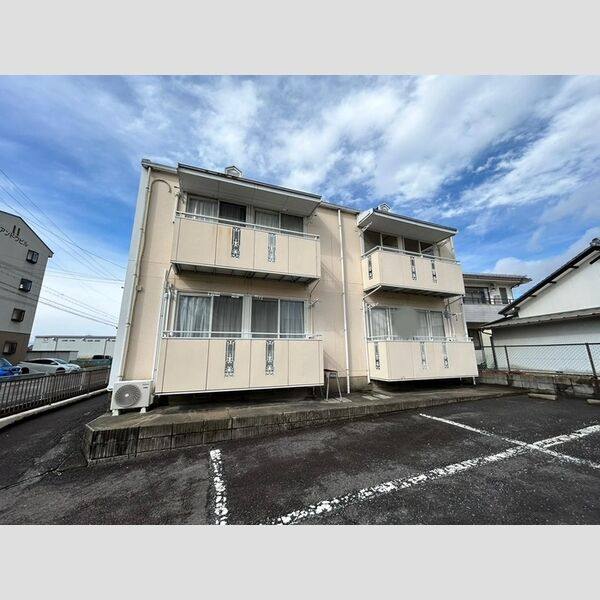 ルミエールANDO A 建物画像