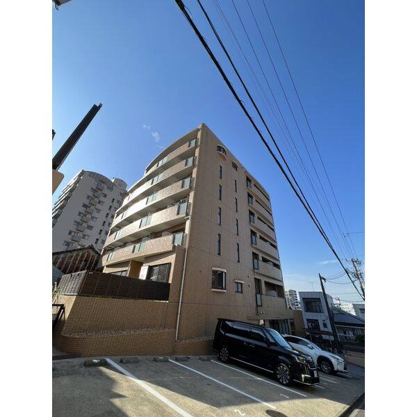 ラモヴェール白壁 建物画像