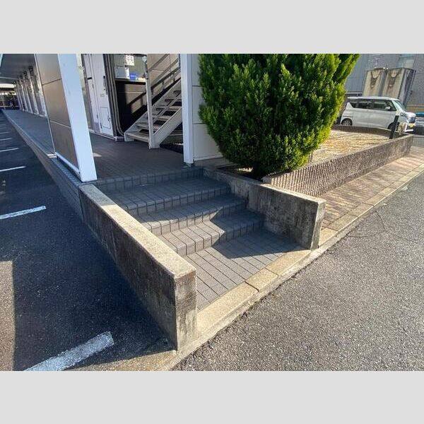 レオパレスユーリッチ 室内写真6