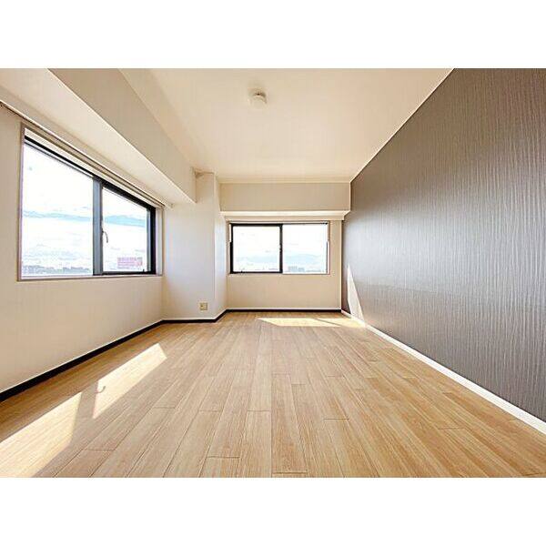 麦島建設本社ビル 室内写真1