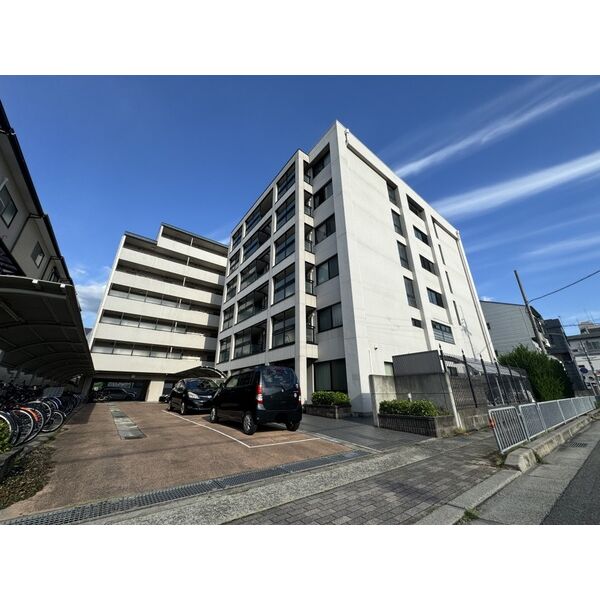 CASA GRAN洛西 建物画像