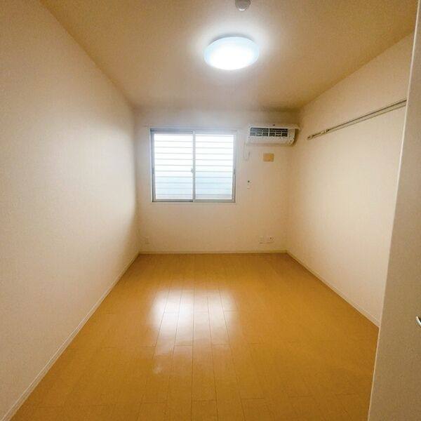 タクティス 室内写真2