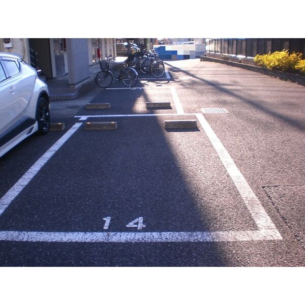 レオパレスブリリアント 室内写真3