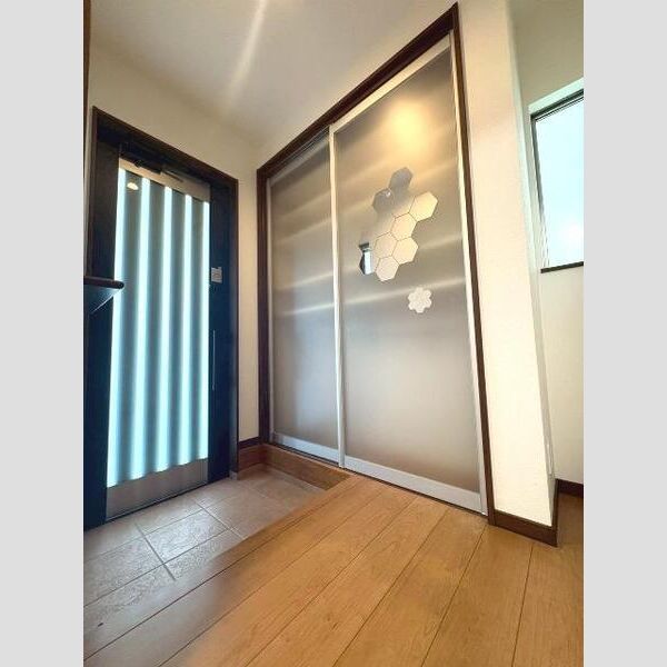 富雄元町1丁目戸建 室内写真3