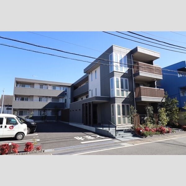 アベニール 建物画像