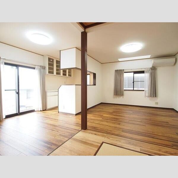 松園町戸建 室内写真4