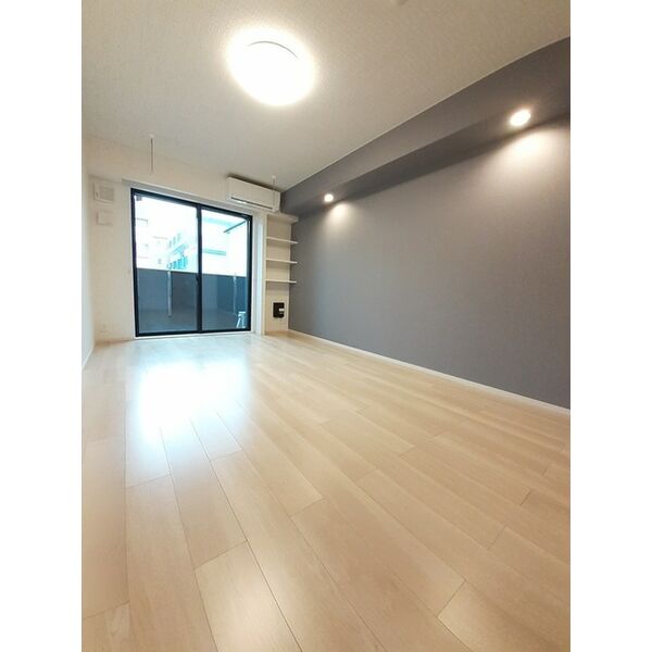 クレスト TS 室内写真1