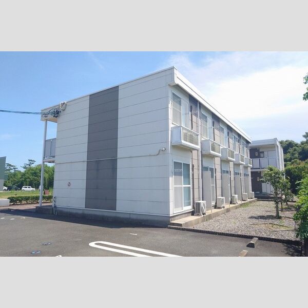 レオパレスシャイン 建物画像