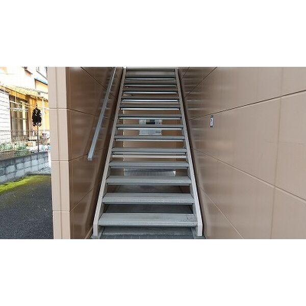 レオパレス鷹岡 室内写真5