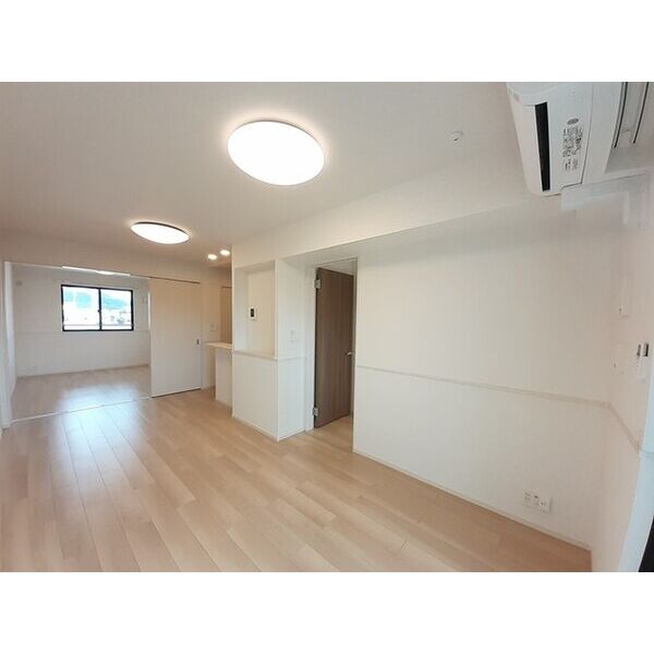サウス・ヴィラ 室内写真1