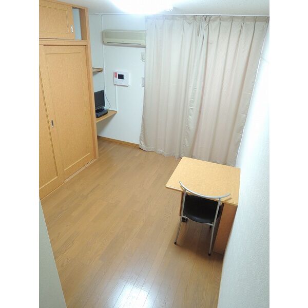 レオパレスエスペランサ 室内写真8