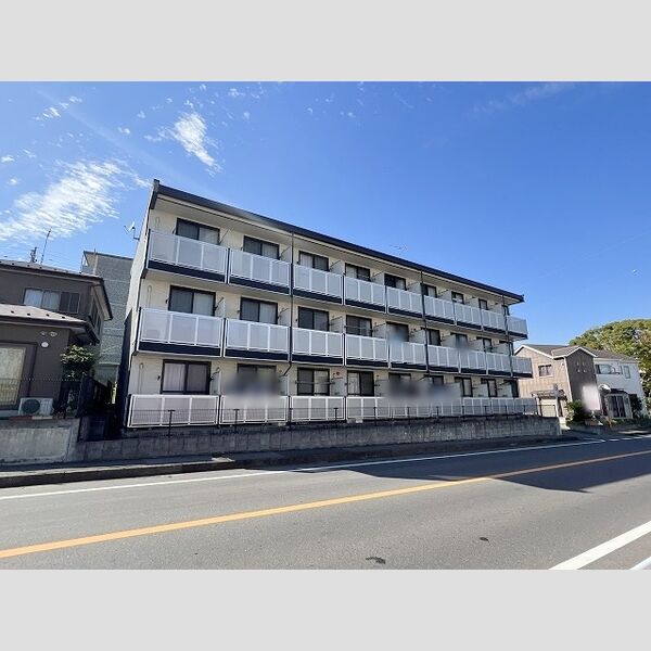 レオパレスひなた 建物画像