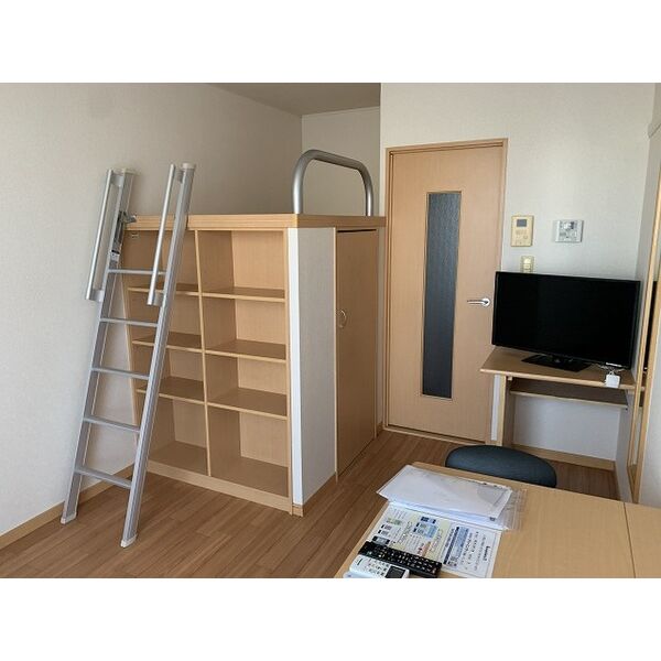 レオパレスひなた 室内写真3