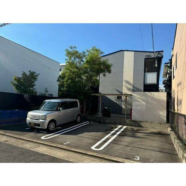 レオパレス鶴田 建物画像