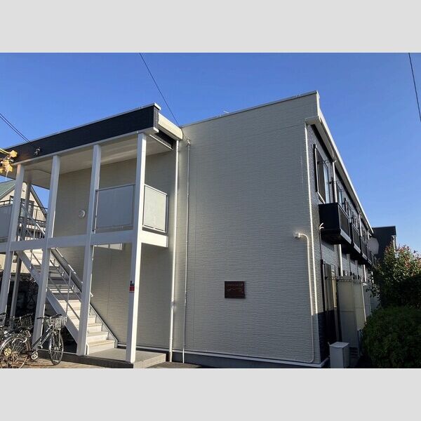 レオパレスRockhouse 建物画像