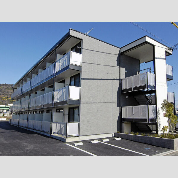 レオパレス大内 建物画像