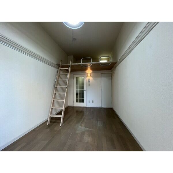 パレス西中島 室内写真1