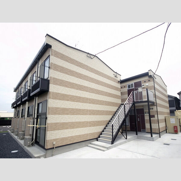 レオパレスサンメゾン 建物画像