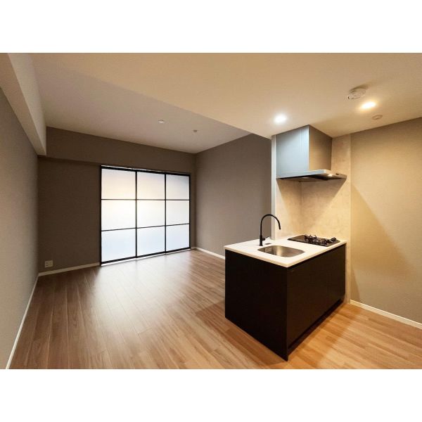 S-RESIDENCE大阪上本町 室内写真1