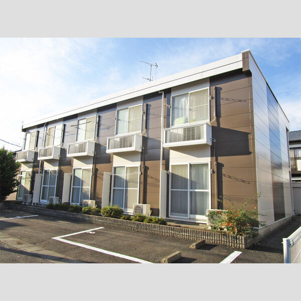 レオパレスM & K 建物画像