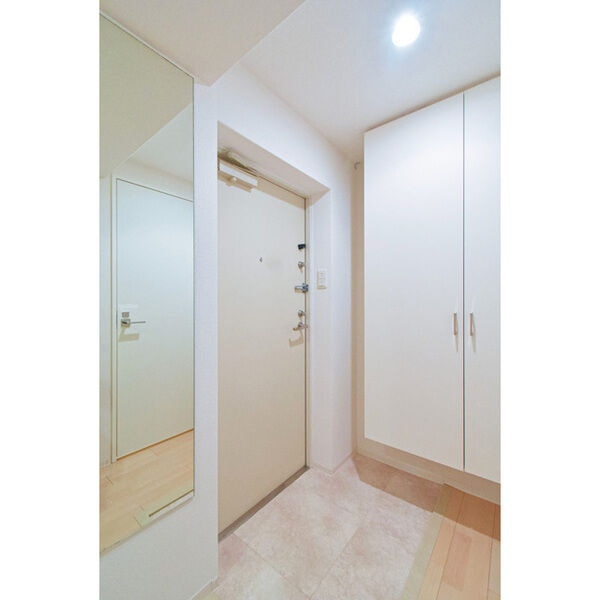 SERENiTE本町reflet 室内写真4