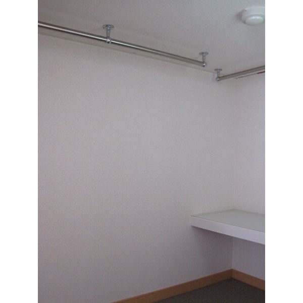 ???I?p???X?Ђ??炬 室内写真9