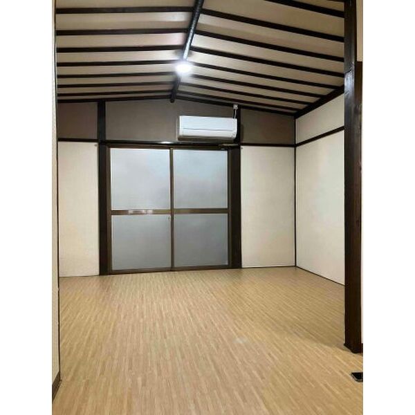 伏見区納所北城堀30-34 室内写真1