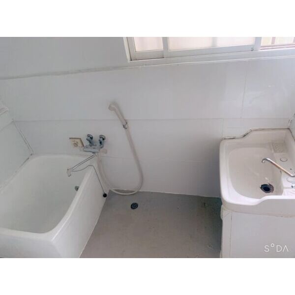 岐阜市野一色 戸建 室内写真3