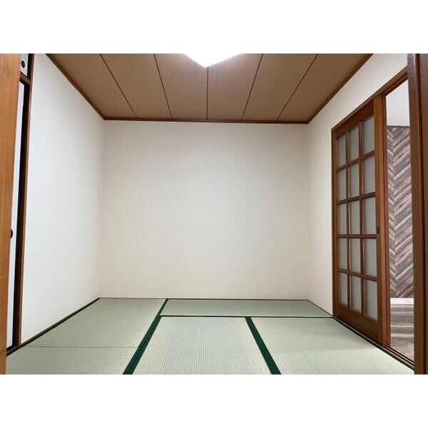 エステートEX白鳥マンション 室内写真7