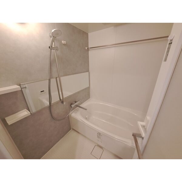スプランディッド福島WEST 室内写真3