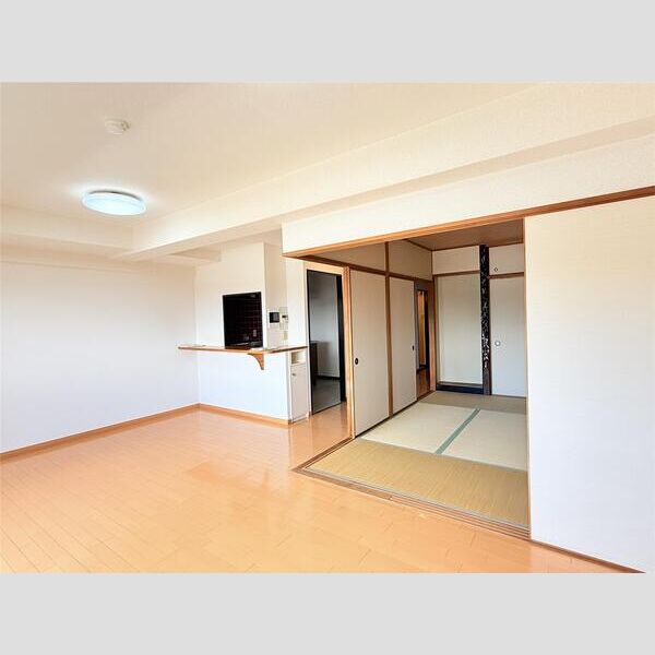 ライオンズマンション姫路東今宿 室内写真1