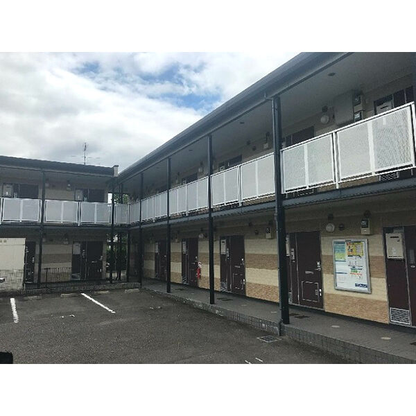 レオパレスプルメリア 建物画像