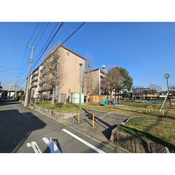 野立ハイツB棟 建物画像