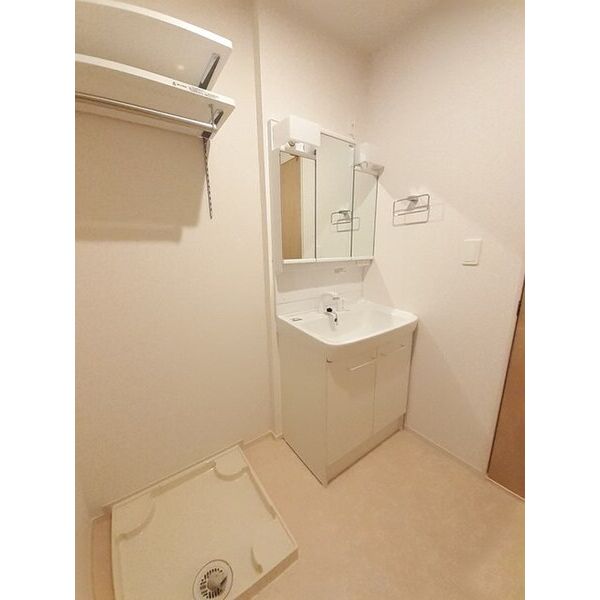 アイリス初生C 室内写真5