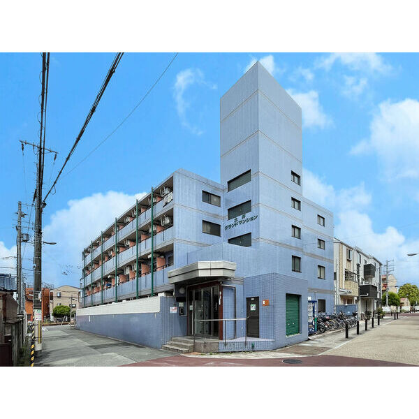 土井グランドマンション 建物画像