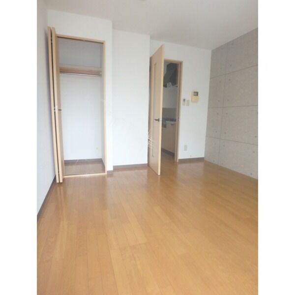 セレ千歳烏山 室内写真1