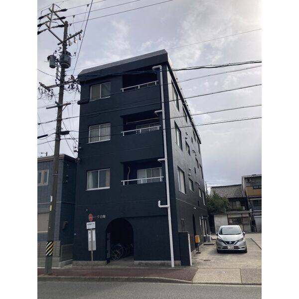 CROWN(旧 ストーク白菊) 建物画像