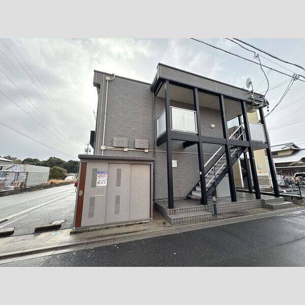 レオパレスシスル2 建物画像