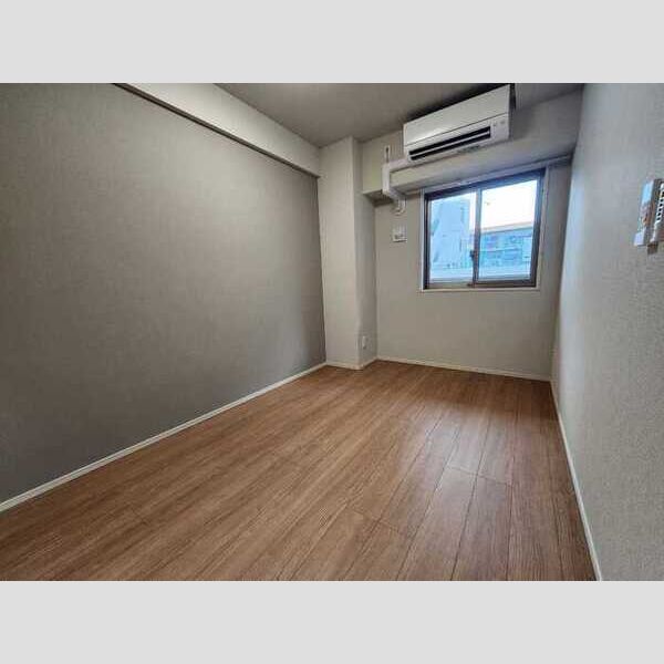 玉造Base 室内写真6