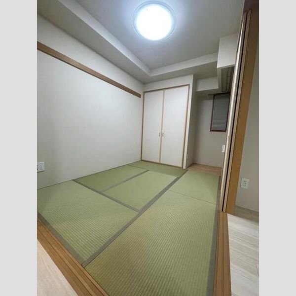 ローレルコート御所南 室内写真1