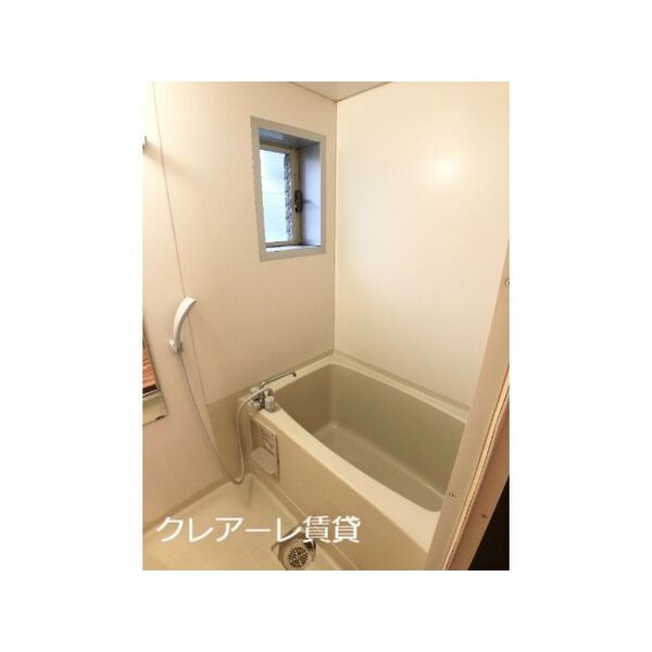フロイデンII 室内写真5