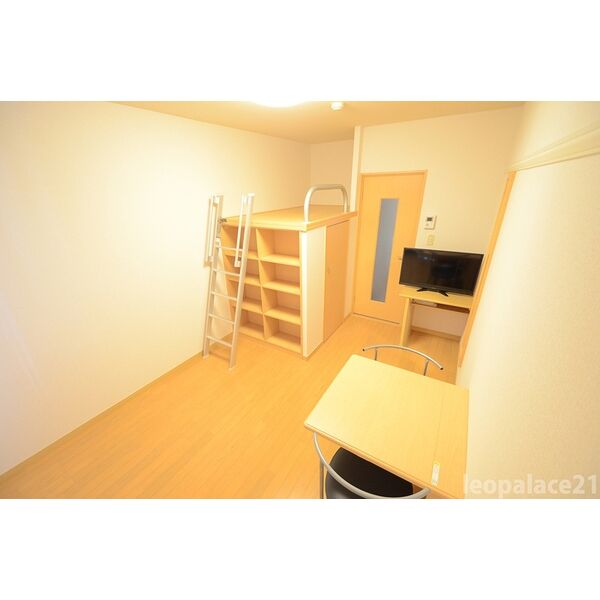 レオパレスシャンテ立川 室内写真8